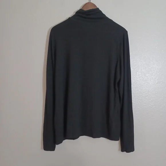 SET OF Ralph Lauren & Investments Women's Black Turtleneck Tops Size Large 2 Ct. - Picture 6 of 8